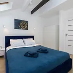 In The Heart Of Historical District With Free Parking Cracovia