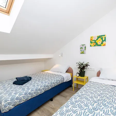In The Heart Of Historical District With Free Parking Krakov