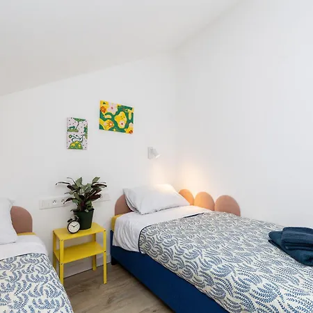In The Heart Of Historical District With Free Parking Apartmán
