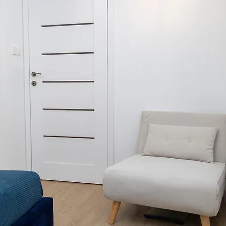 In The Heart Of Historical District With Free Parking Krakov