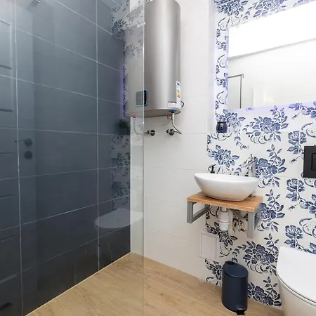 In The Heart Of Historical District With Free Parking Διαμέρισμα Krasków