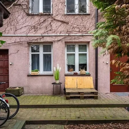 In The Heart Of Historical District With Free Parking Krasków